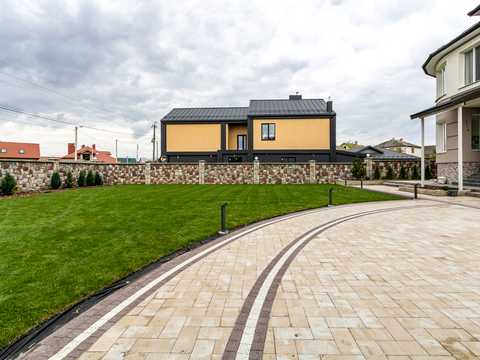 будинок за адресою шкільна