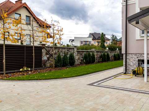 будинок за адресою шкільна