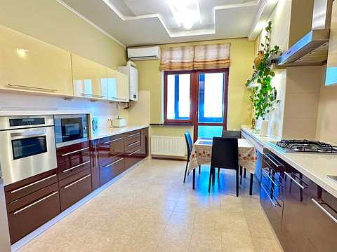 квартира за адресою Михайля Семенка вул. (Чайковська), 6