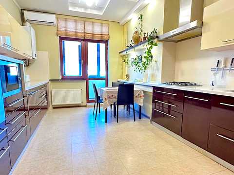 квартира за адресою Михайля Семенка вул. (Чайковська), 6