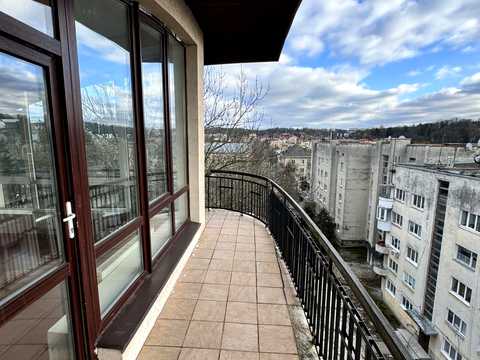 квартира по адресу Руфа ул., 35-В