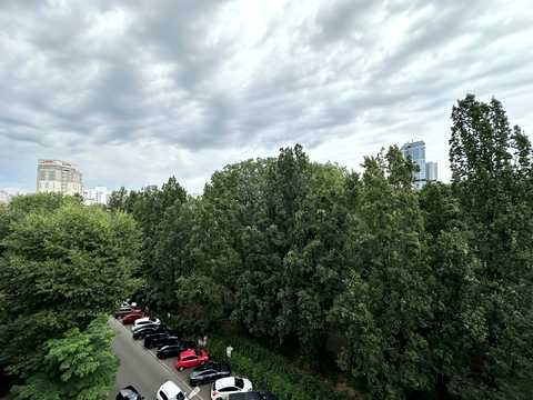 квартира за адресою Назарівська вул. (Вєтрова), 11