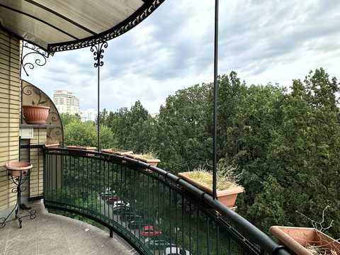 квартира за адресою Назарівська вул. (Вєтрова), 11