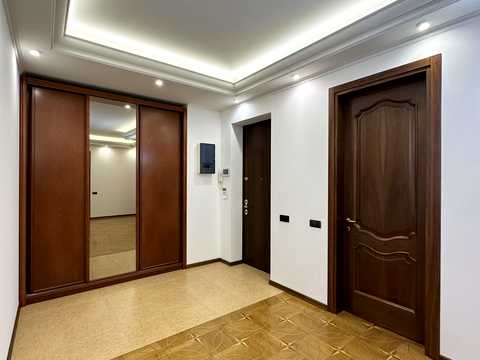 квартира за адресою Назарівська вул. (Вєтрова), 11