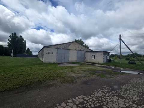 комерційна за адресою с. Христинівка, Центральна, 1