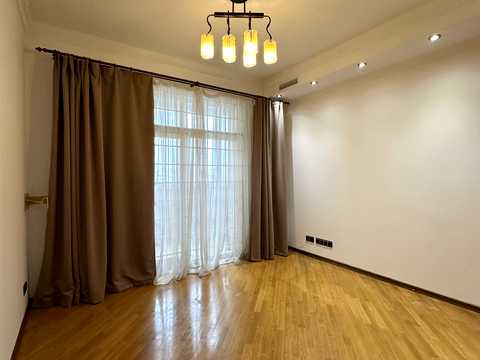 квартира за адресою Назарівська вул. (Вєтрова), 11