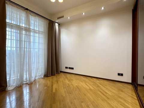 квартира за адресою Назарівська вул. (Вєтрова), 11