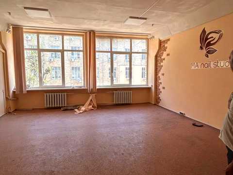 коммерческая по адресу Науки просп. (Ленина), 56