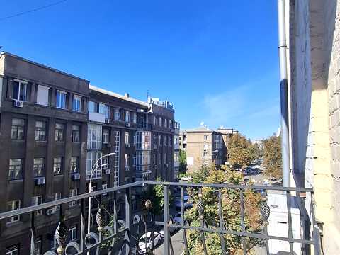 квартира за адресою Інститутська вул., 25