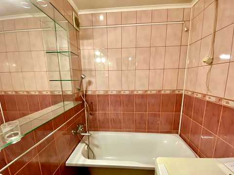 квартира за адресою Електрозаводська вул., 6