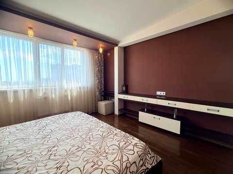 квартира за адресою Паркова вул., 22б