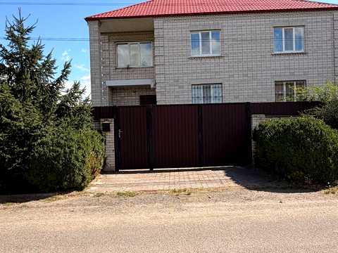 будинок за адресою Київська, 1