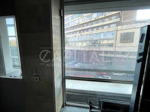 коммерческая по адресу Львовская пл., 8А