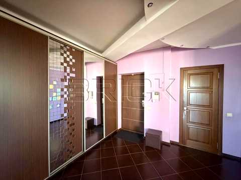 квартира по адресу Анны Ахматовой ул., 13