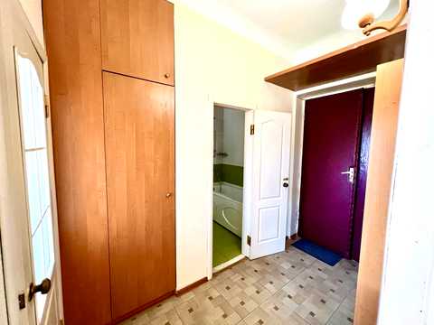 квартира за адресою Івана Мазепи вул. (Січневого Повстання), 4