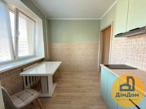 квартира за адресою Тростянецька вул., 49