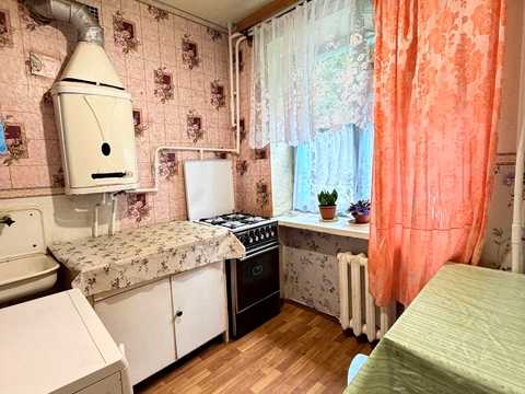 квартира за адресою Зарічанська вул., 14/3