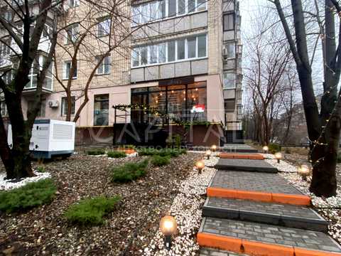 комерційна за адресою Андрія Верхогляда вул. (Михайла Драгомирова), 6-Б