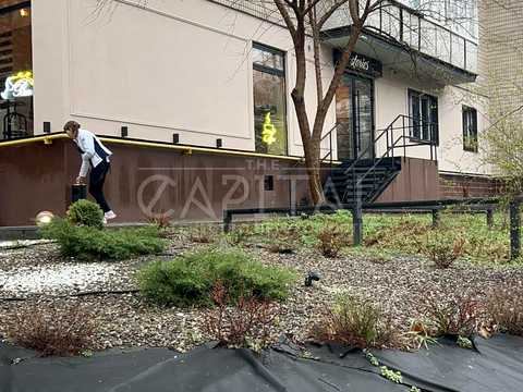 комерційна за адресою Андрія Верхогляда вул. (Михайла Драгомирова), 6-Б
