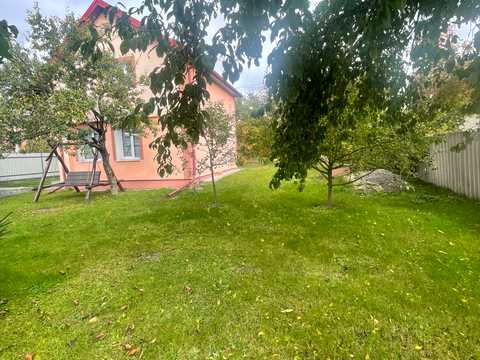 будинок за адресою с. Підрясне, нема