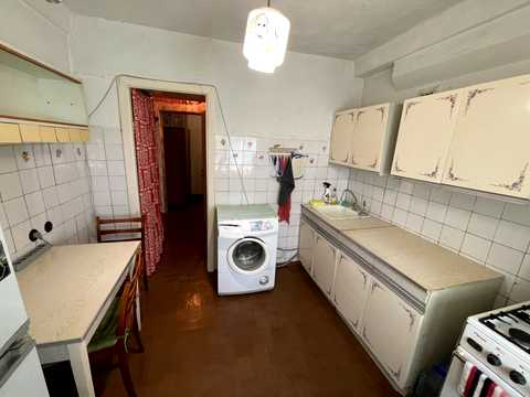 квартира за адресою Романа Ратушного вул. (Волгоградська), 5