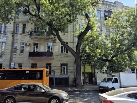 квартира за адресою Старопортофранківська вул. (Комсомольська), 97