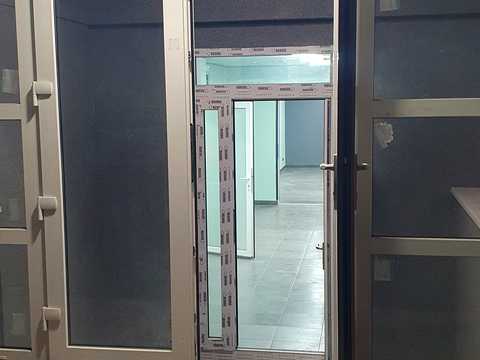 комерційна за адресою Мечникова вул., 109-Б