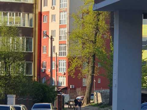 комерційна за адресою Мечникова вул., 109-Б