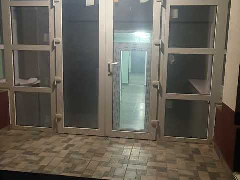 комерційна за адресою Мечникова вул., 109-Б