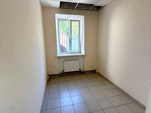 комерційна за адресою Діамантна вул., 8