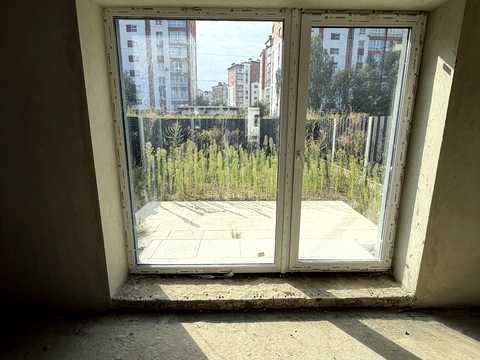 будинок за адресою с. Крихівці, Місячна вул.