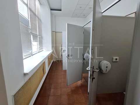 комерційна за адресою Митрополита Василя Липківського вул. (Урицького), 1