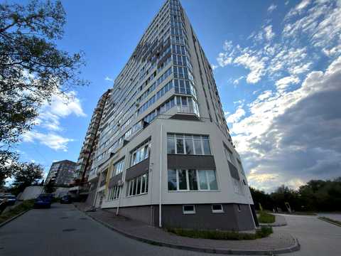 коммерческая по адресу Бережанская ул., 56