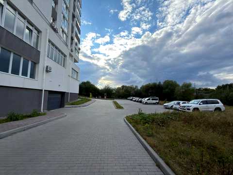 коммерческая по адресу Бережанская ул., 56