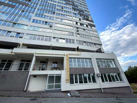 коммерческая по адресу Бережанская ул., 56