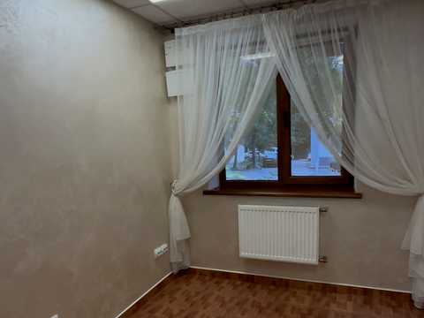 коммерческая по адресу Юности просп., 27
