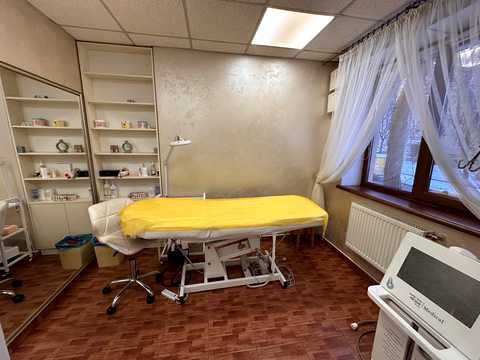 коммерческая по адресу Юности просп., 27