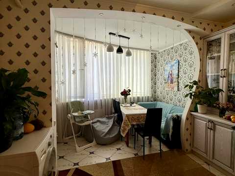 квартира за адресою Будівельників вул., 4