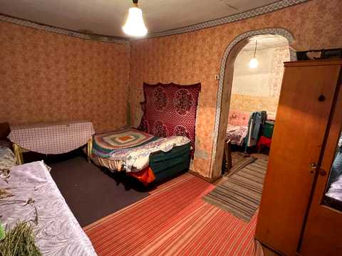 будинок за адресою Вишнева, 7