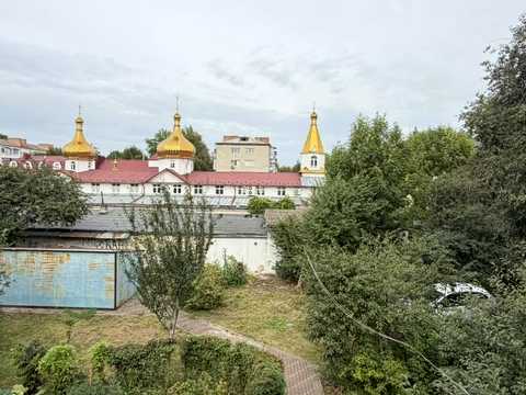 квартира за адресою Рівне, Любомира Гузара вул., 4