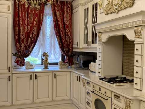 квартира за адресою Рівне, Любомира Гузара вул., 4