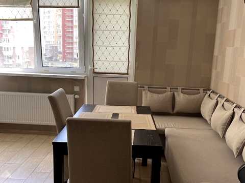 квартира по адресу Василия Симоненко ул., 5-А
