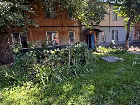 квартира за адресою Української Добровольчої Армії вул. (Республіканська), 63