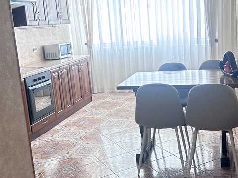 квартира по адресу Александра Мишуги ул., 8