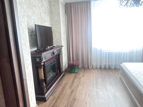 квартира по адресу Александра Мишуги ул., 8