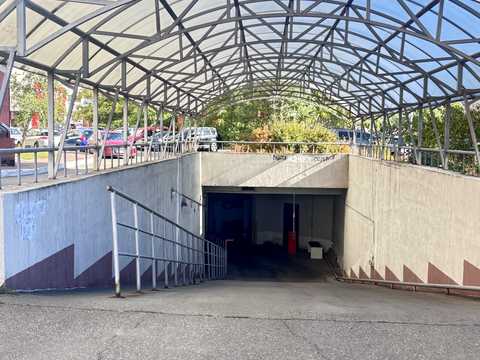квартира по адресу Александра Мишуги ул., 8