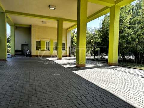 комерційна за адресою Байди-Вишневецького вул., 1