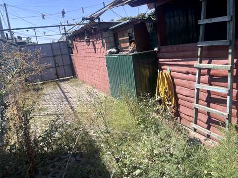 будинок за адресою Туристська вул., 10