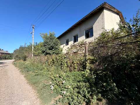комерційна за адресою смт. Більшівці, Пекарська, 36
