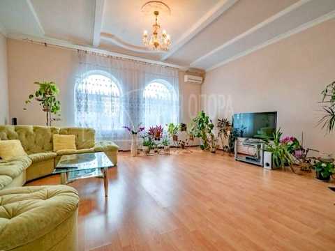 дом по адресу Бровары, Вул. Молодіжна, 5А